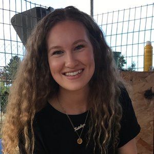 Meet your Posher, Katelyn